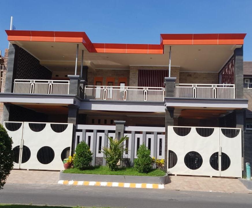 Dijual Rumah Mewah Strategis Puri Surya Jaya Sidoarjo - Image 1