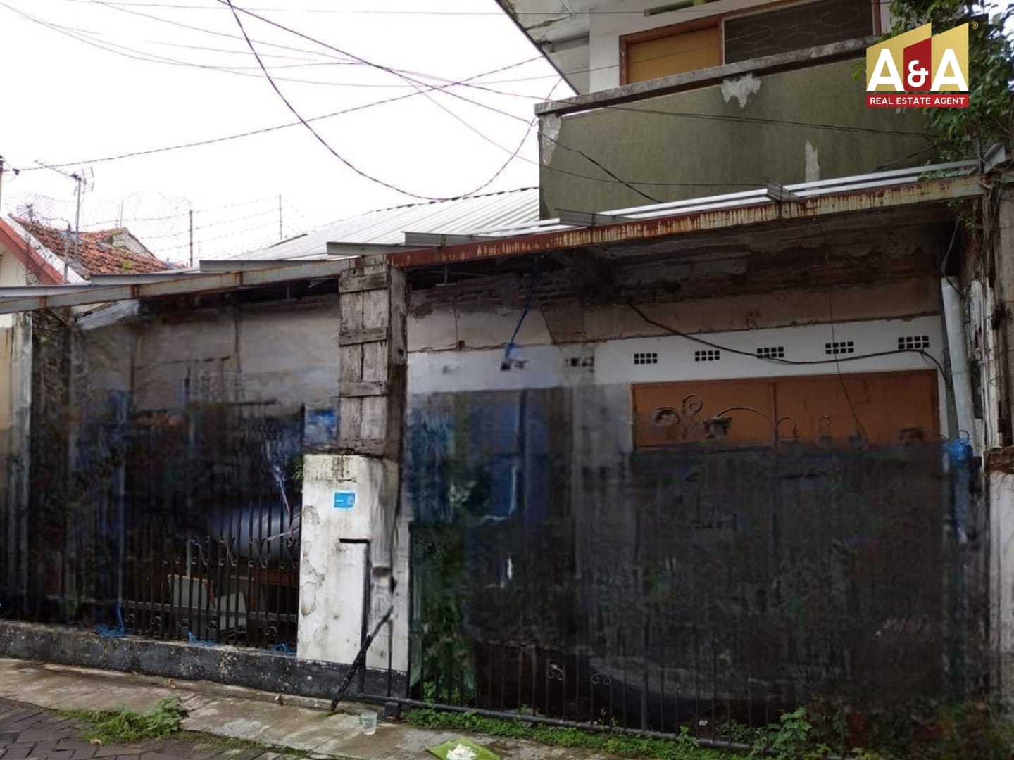 Dijual Rumah Bagus Pucang Anom Surabaya Timur - Image 1