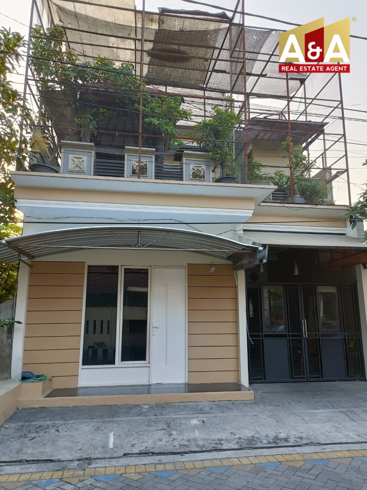 Dijual Rumah Barata Jaya Surabaya Timur - Image 1