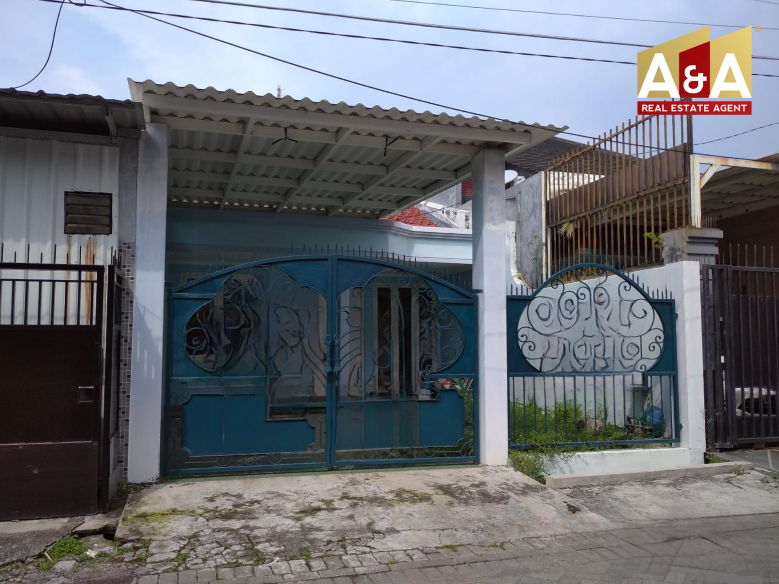 Dijual Rumah Lokasi Strategis di Simpang Darmo Permai Utara Surabaya Barat - Image 1