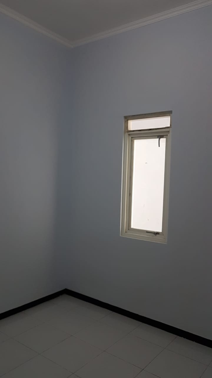 Dijual Rumah Siap Huni dan Strategis di Perum The Green Tamansari Sememi Raya Surabaya Barat - Thumbnail 2