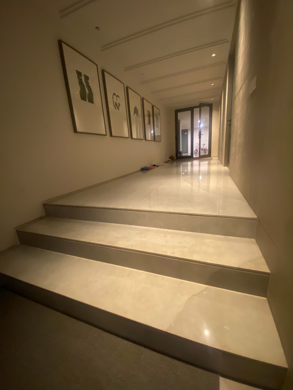 Dijual Rumah Mewah Hook di Wilayah Pakuwon Surabaya Barat - Thumbnail 4