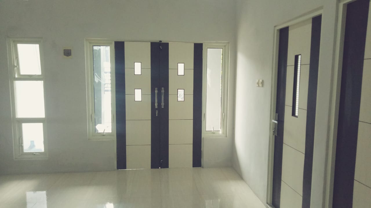 Dijual Rumah Minimalis Siap Huni di Western Regency Sememi Indah Surabaya Barat - Thumbnail 3