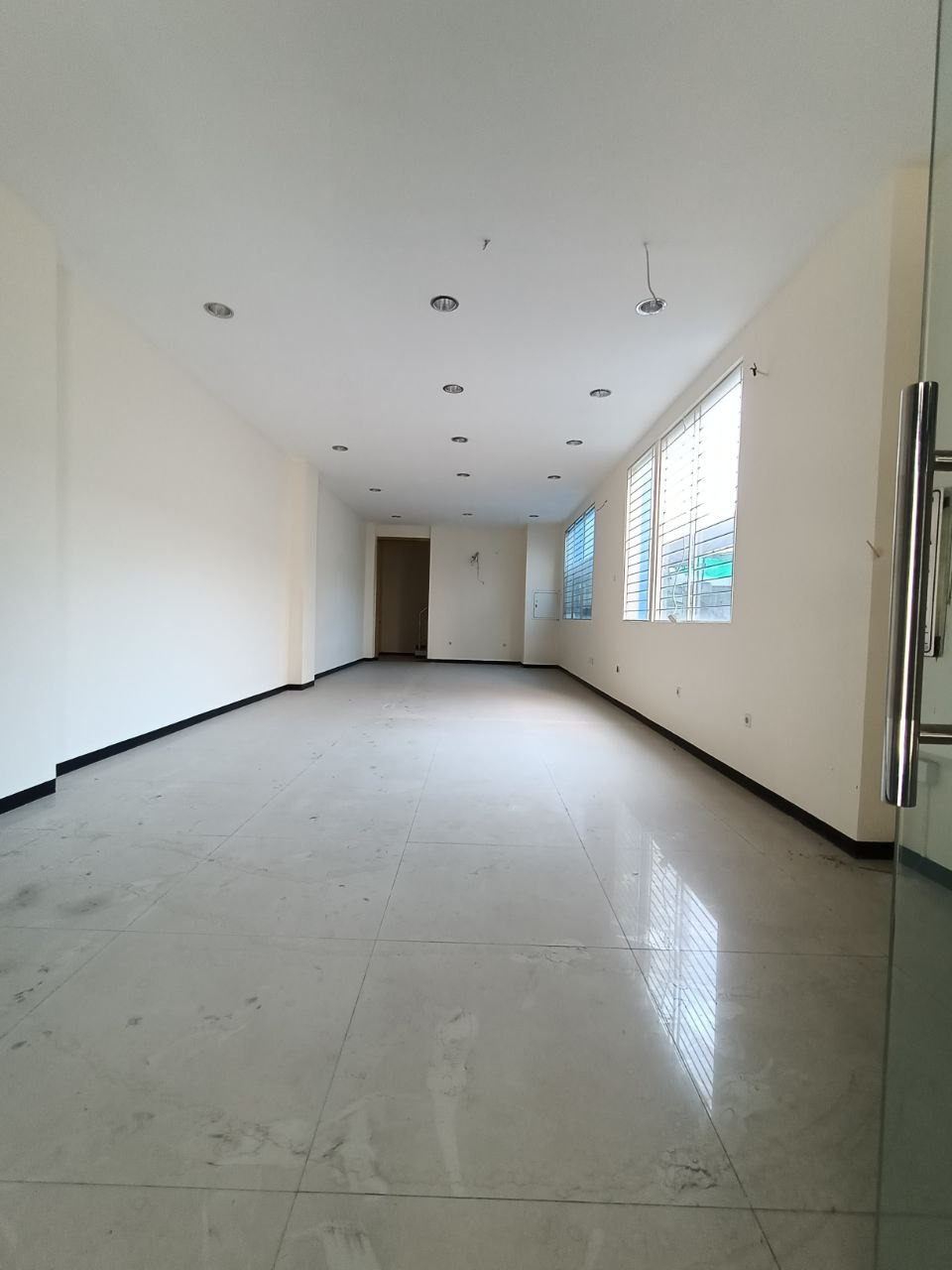 Disewakan Ruko Darmo Square Raya Darmo Pusat Kota - Thumbnail 2