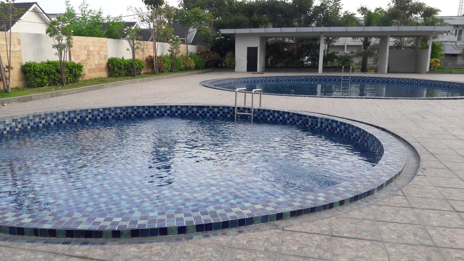 Dijual Rumah Keluarga Ideal: Dua Lantai dengan Fasilitas Terbaik di Safira Juanda Sidoarjo - Thumbnail 4