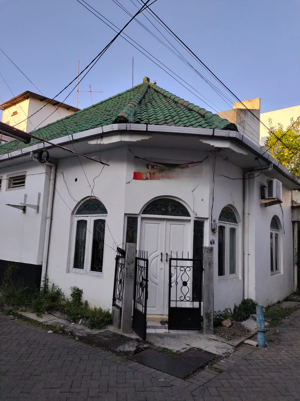 Dijual Rumah Siap Huni 2 lantai di Surabaya Utara - Image 1