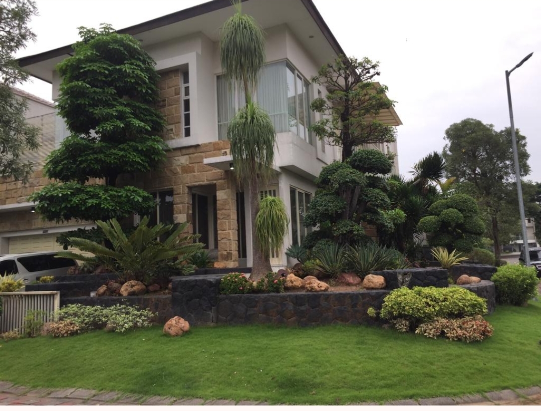 Dijual rumah bagus di Citraland surabaya barat - Image 1