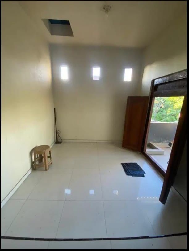 **Dijual Rumah Strategis di Taman Gunung Anyar, Surabaya Timur** - Thumbnail 3