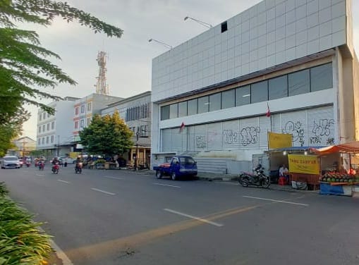 JUAL RUMAH USAHA PUTRO AGUNG SURABAYA TIMUR - Image 1