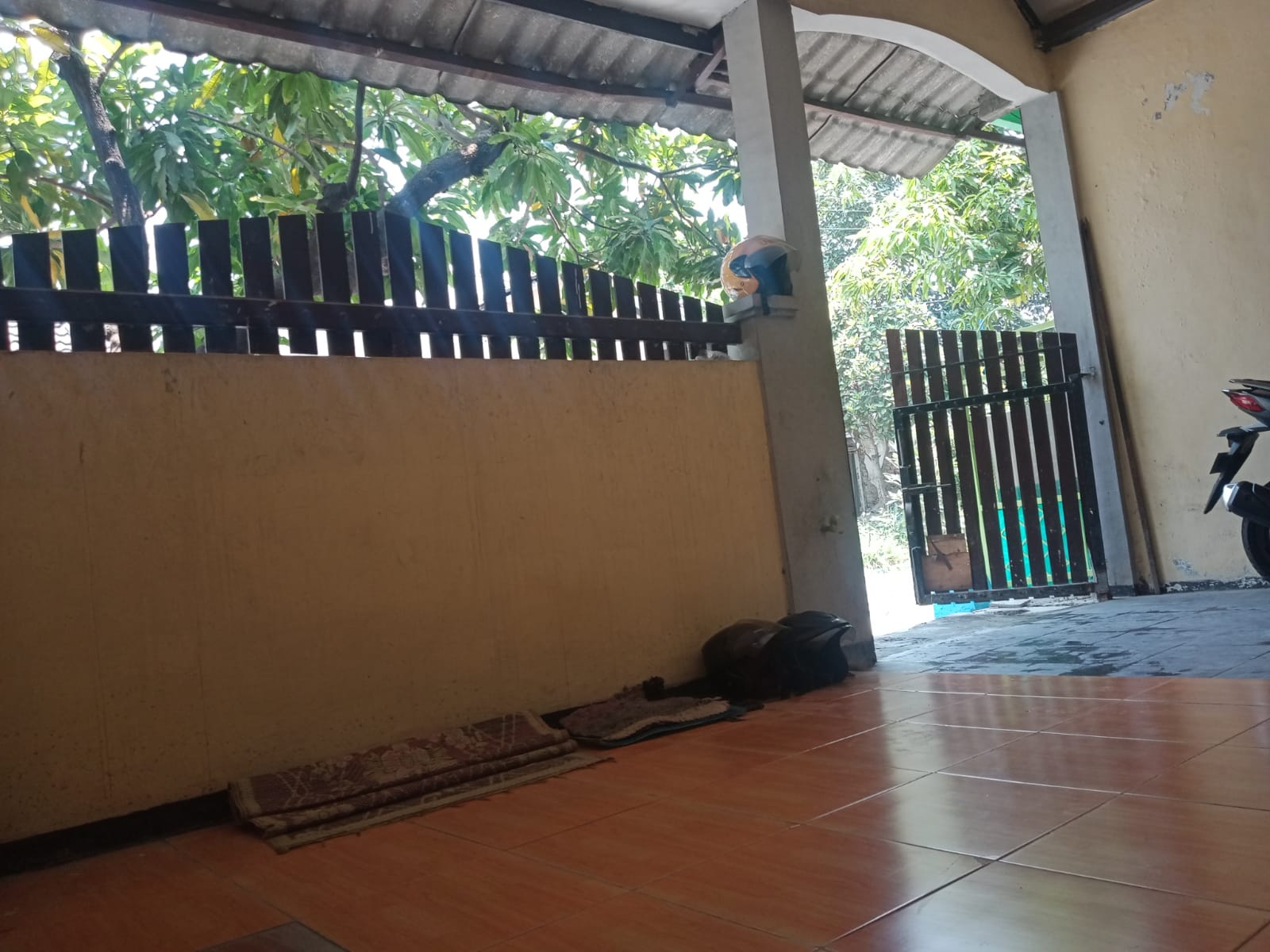 Dijual Rumah Bagus Layak Huni Oma Indah Menganti Wilayah Gresik - Image 1