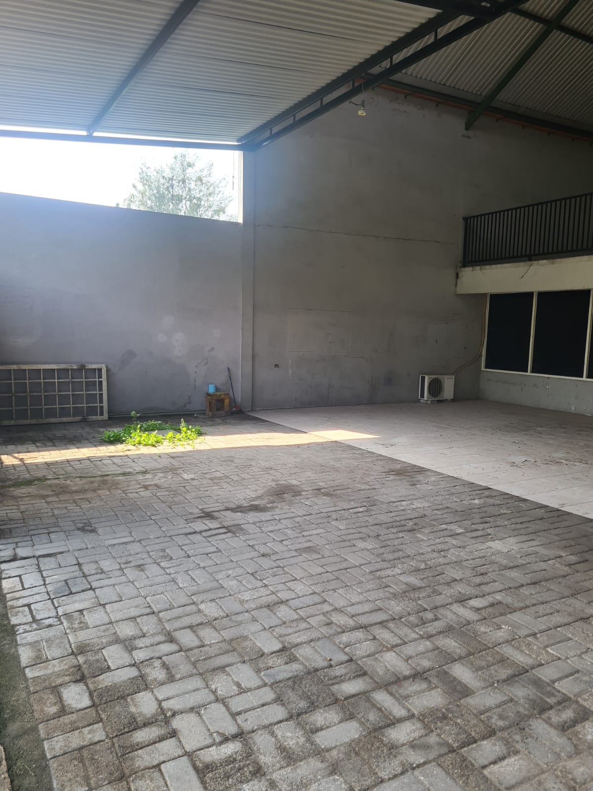 Dijual Gudang Cocok Untuk Usaha dan Lokasi Strategis di Wonorejo Indah Surabaya Timur - Thumbnail 2