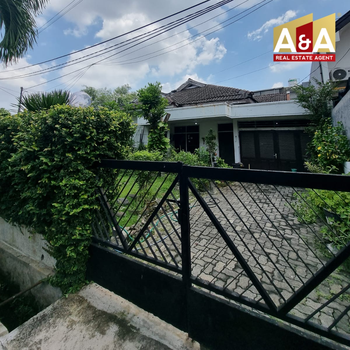 Dijual Rumah Hitung Tanah Hook Panjang Jiwo Permai Surabaya Timur - Image 1