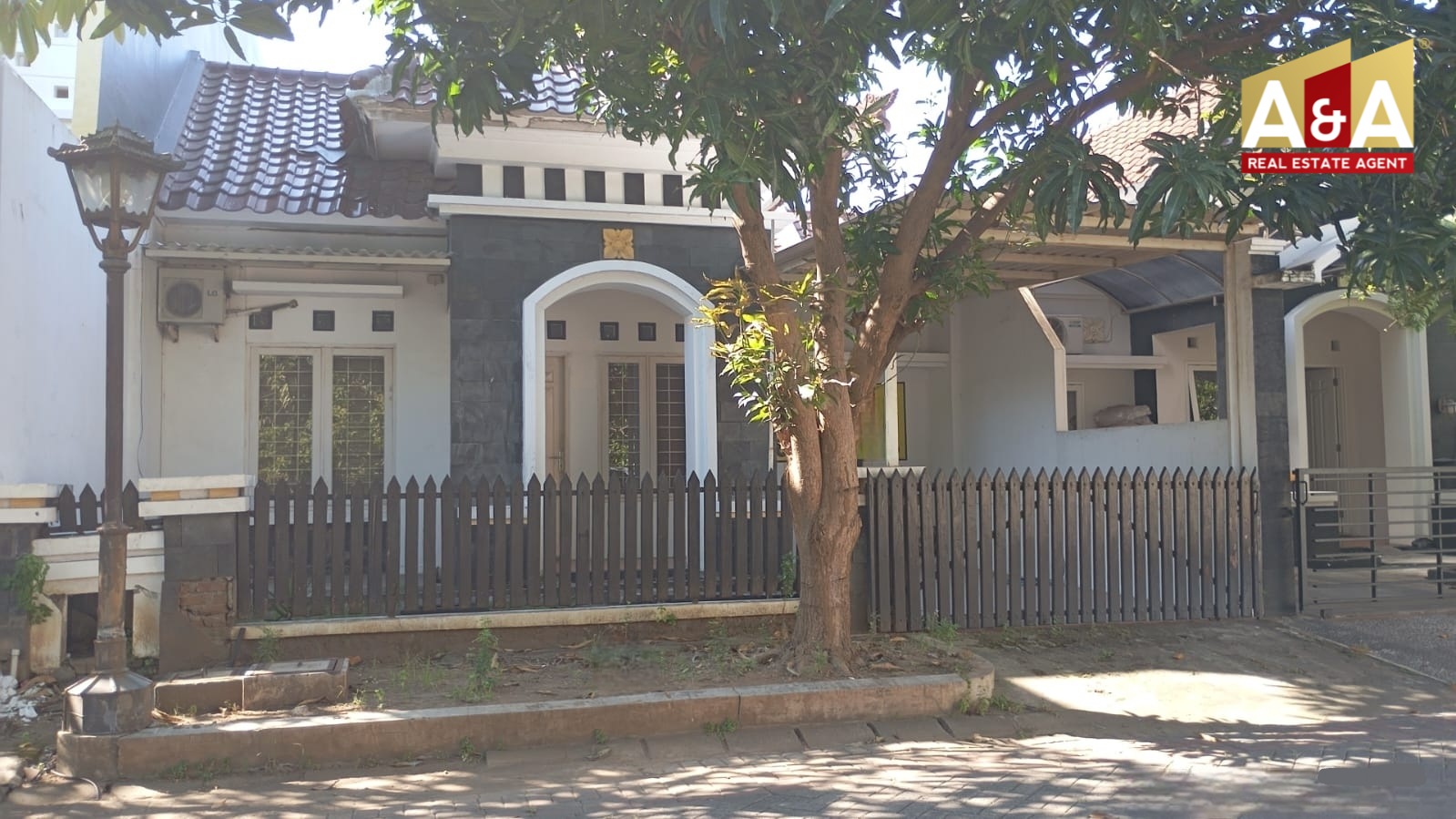 Dijual Rumah Strategis Purimas Surabaya Timur - Image 1