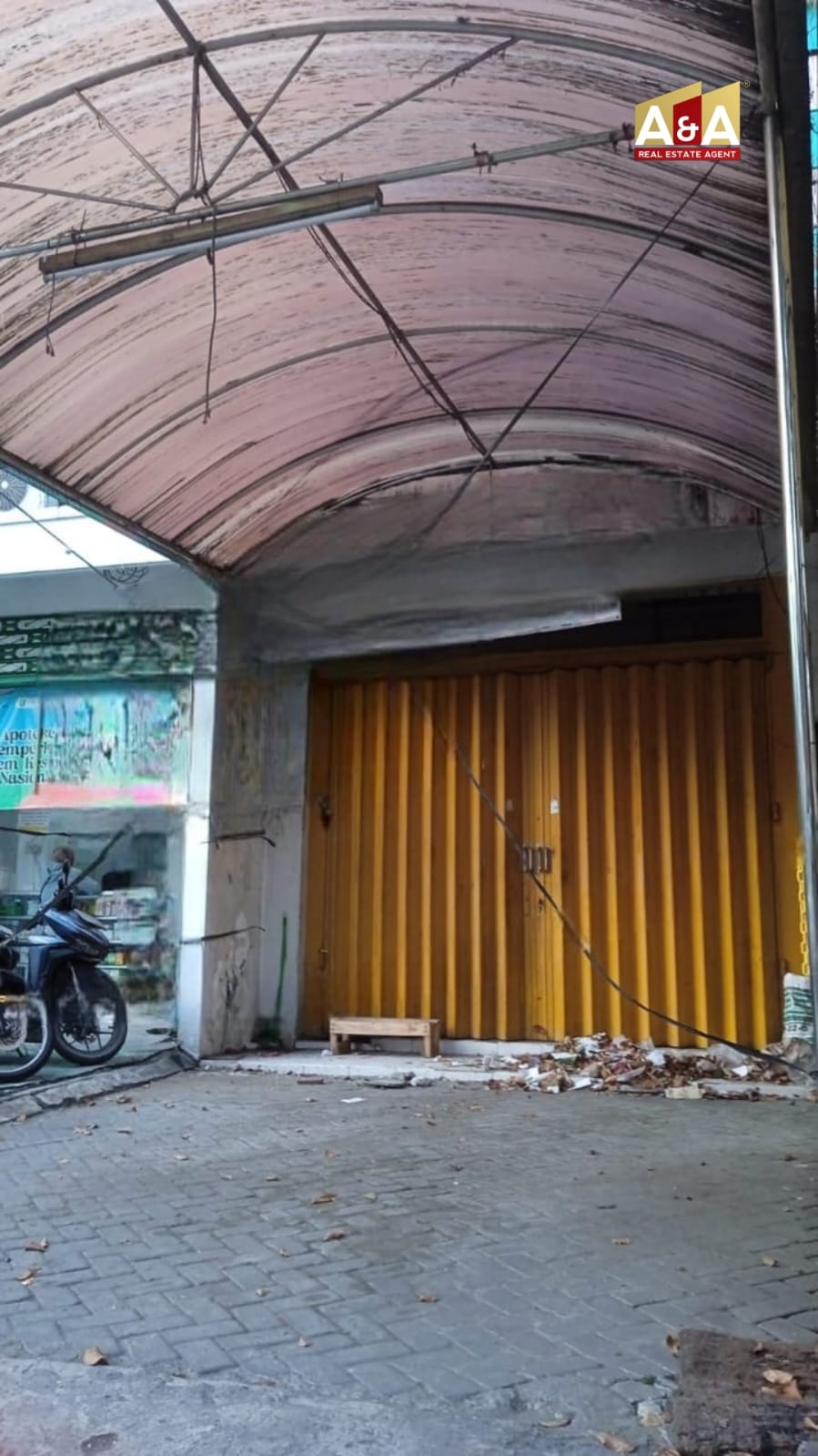 Disewakan Ruko Kawasan Ramai Darmo Indah Timur SBY Barat - Image 1