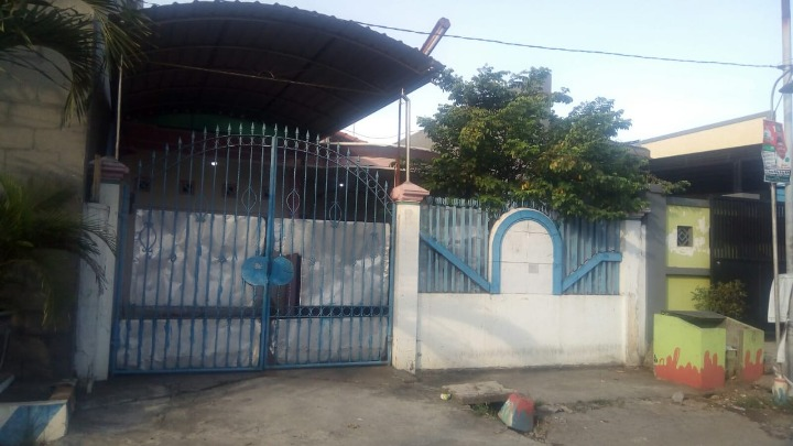 Dijual Rumah Nyaman Strategis Petemon Wilayah Surabaya Barat - Image 1