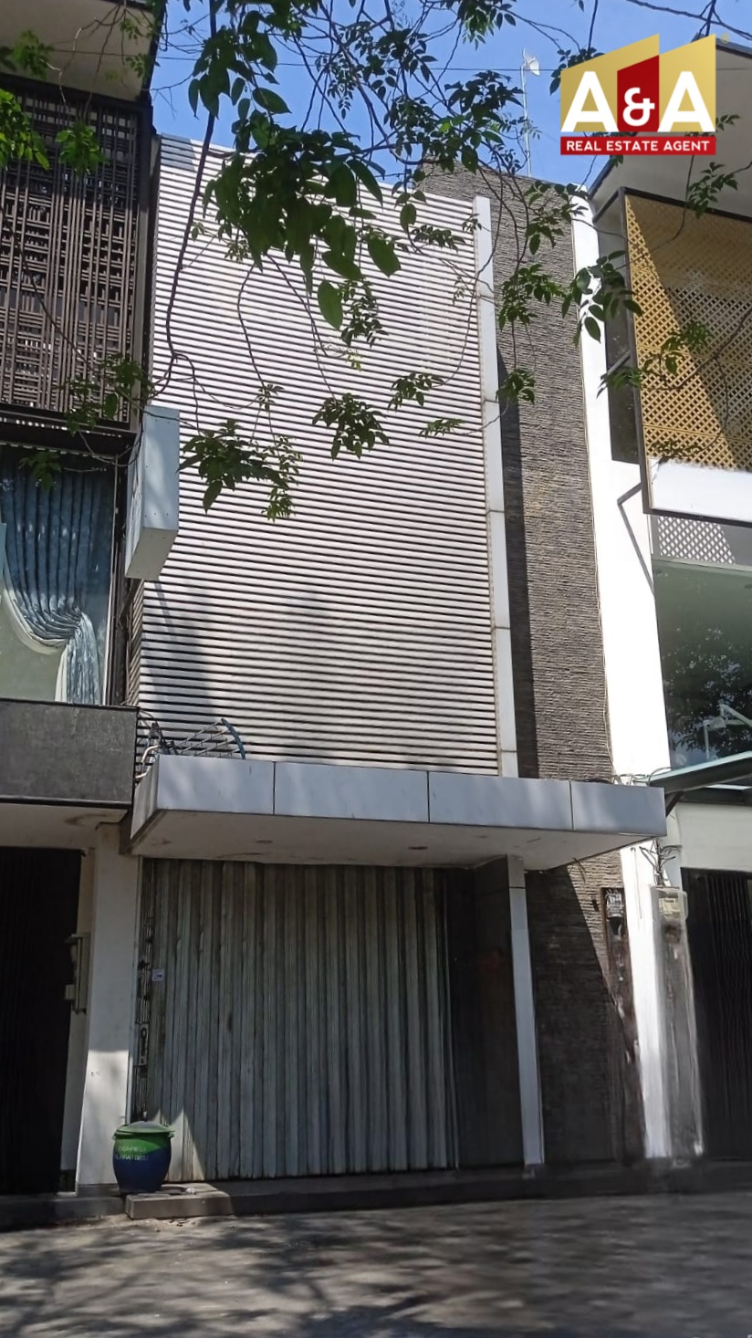 Dijual/disewakan Ruko Strategis Raya Bukit Darmo Surabaya Barat - Image 1