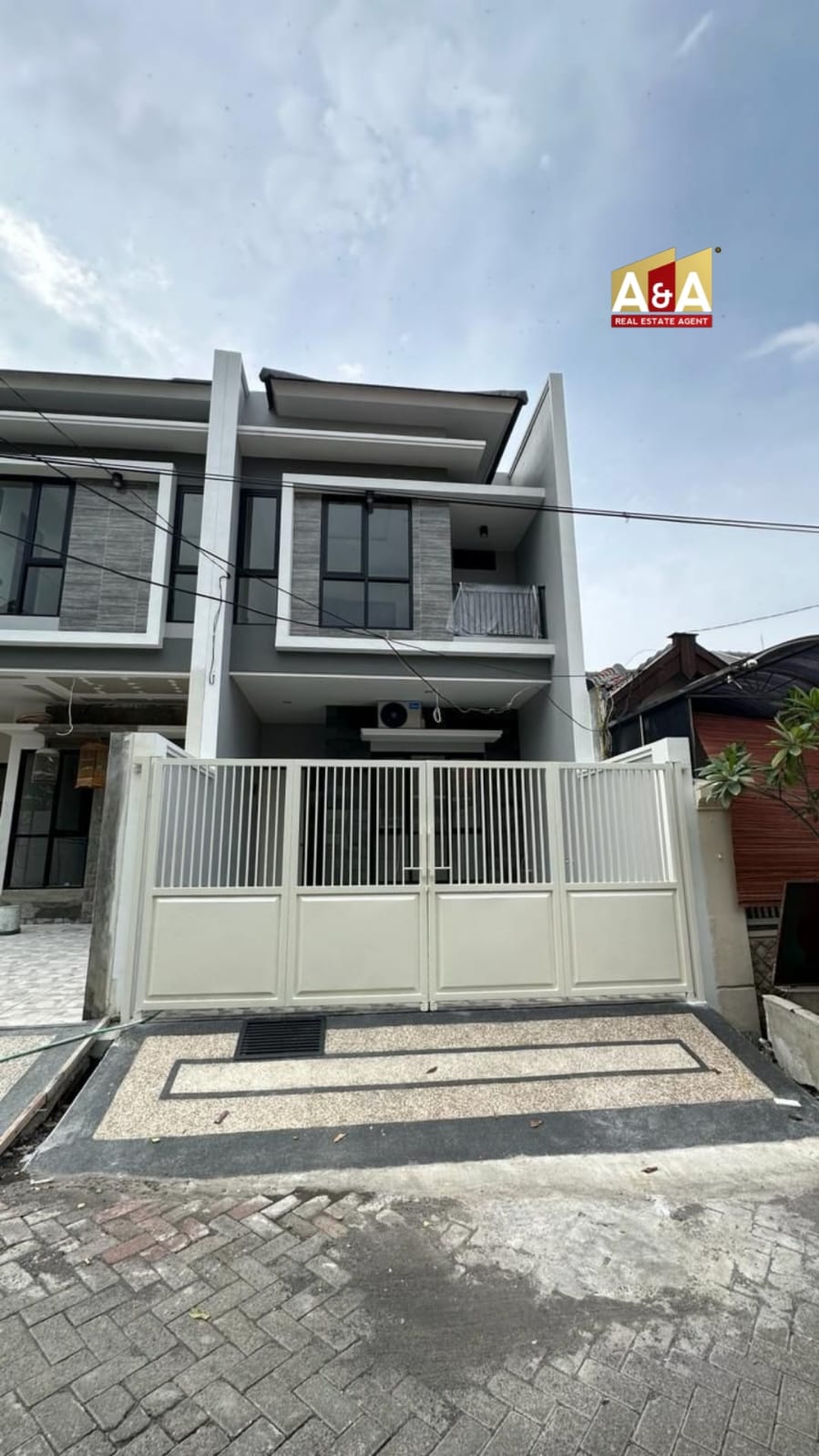 Dijual Rumah Baru Siap Huni Medokan Asri Utara Surabaya Timur - Image 1