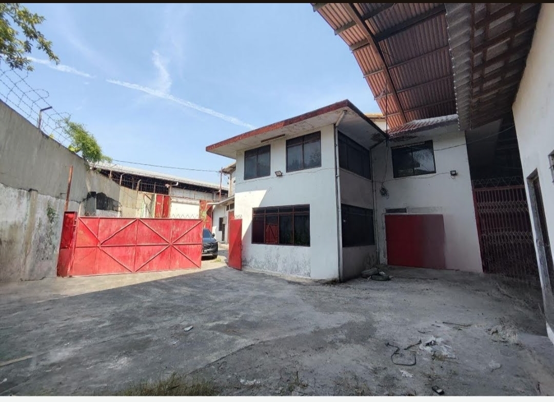 Dijual/Disewakan Gudang/Pabrik Raya Mastrip Surabaya Barat - Image 1