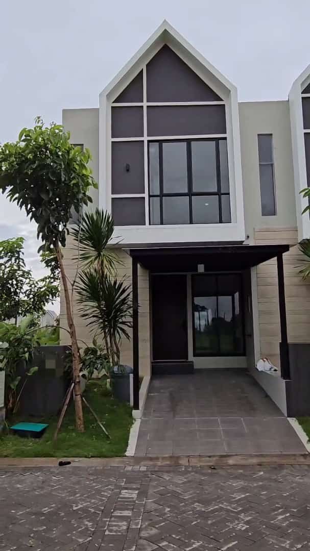 Dijual Cepat Rumah Northwest Park Citraland Surabaya Barat - Image 1