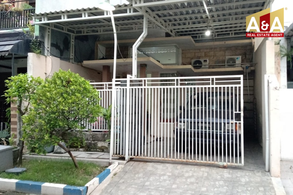 Dijual Rumah Strategis Pondok Candra Sidoarjo - Image 1