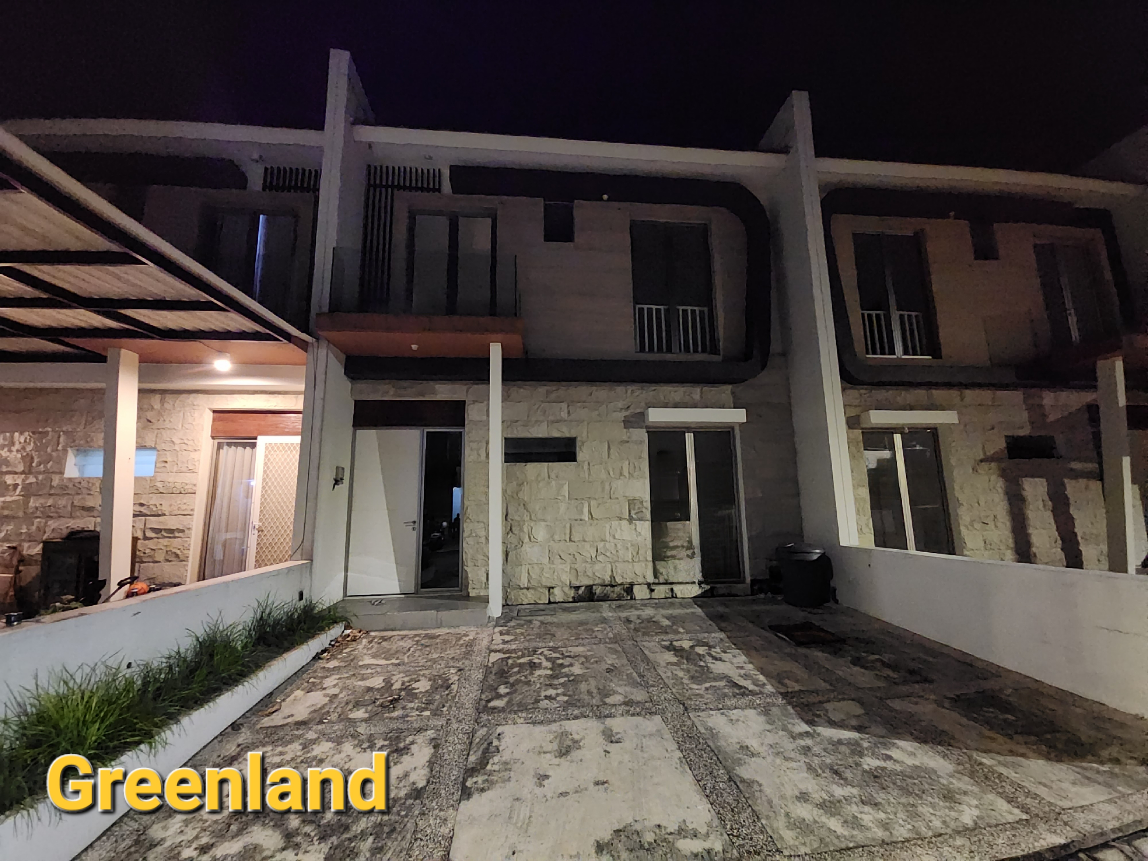 Dijual / disewakan Rumah Greenland Menganti Gresik - Image 1