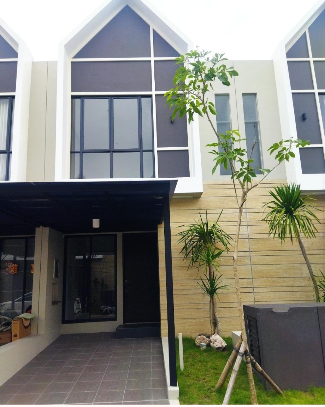 Disewakan Rumah di Northwest Park - Image 1