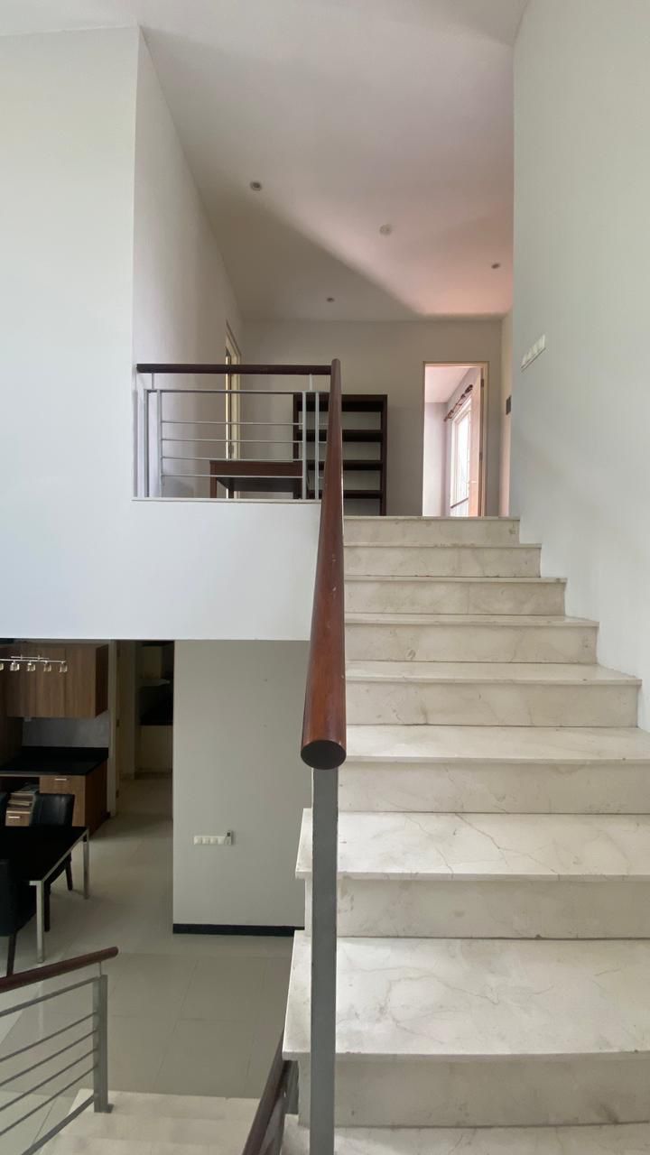 Dijual/Disewakan Rumah Bagus Citraland Diamond Hill Surabaya Barat - Thumbnail 4