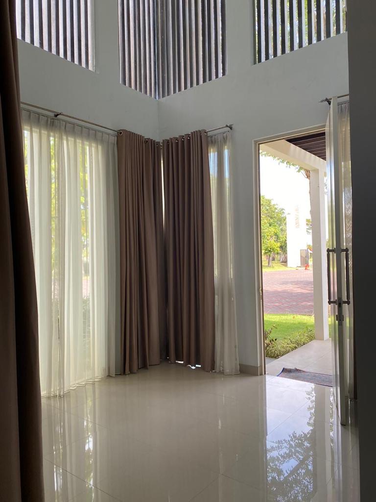 Rumah Disewakan Mewah Siap Huni Pakuwon Indah Surabaya Barat - Thumbnail 3