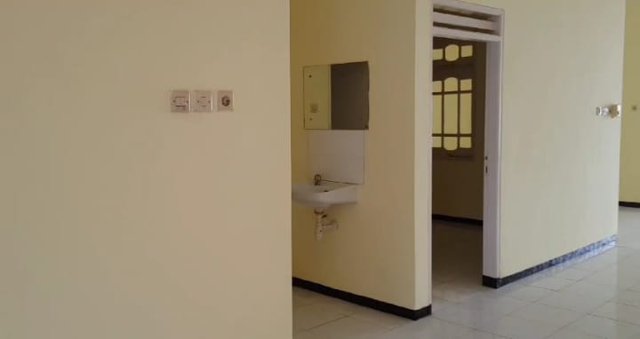 Dijual Rumah Bagus Strategis Nirwana Eksekutif Wilayah Surabaya Timur - Image 1