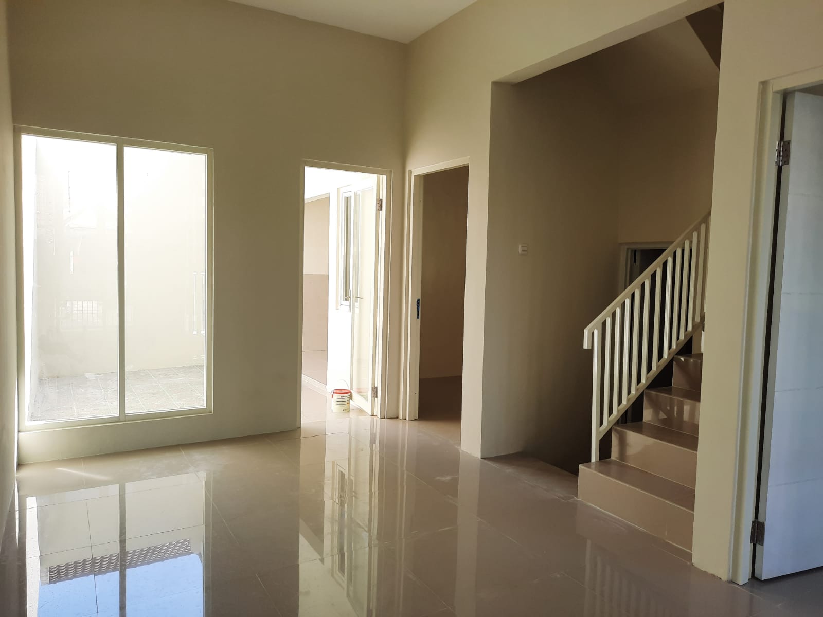 Dijual Rumah Baru 2 lantai Full Granit Citra Sentosa Residence Lakarsantri Surabaya Barat - Image 1