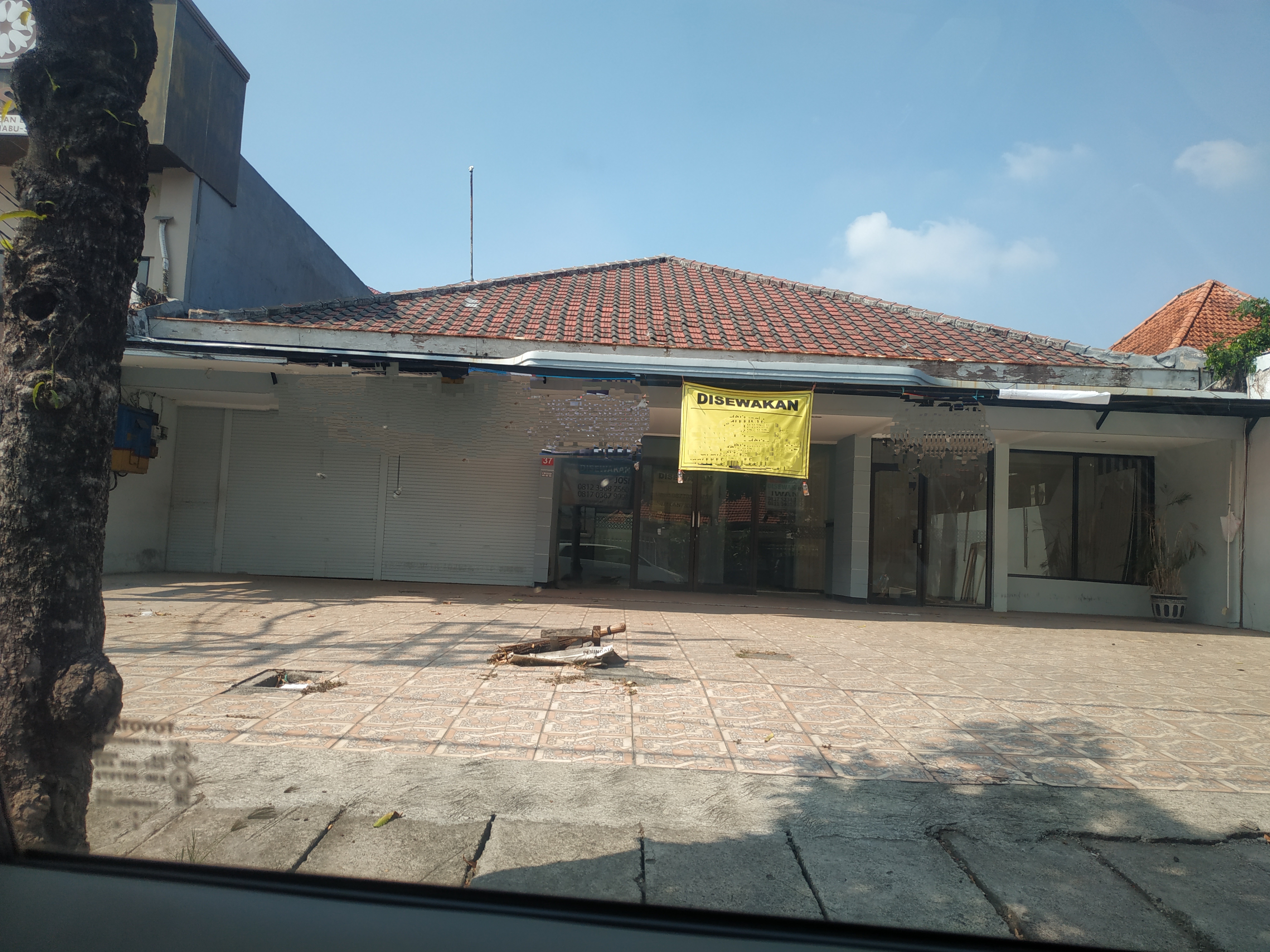 Disewakan Rumah di Surabaya Pusat - Image 1