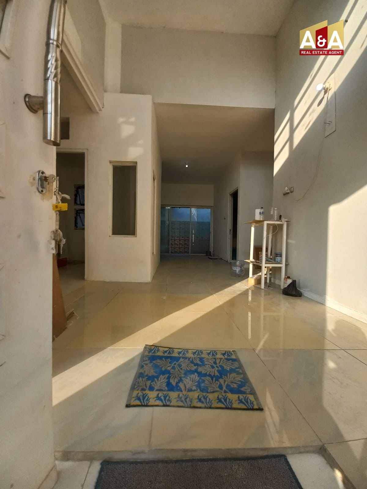 Dijual Rumah Letak Strategis Bukit Palma SBY Barat - Image 1