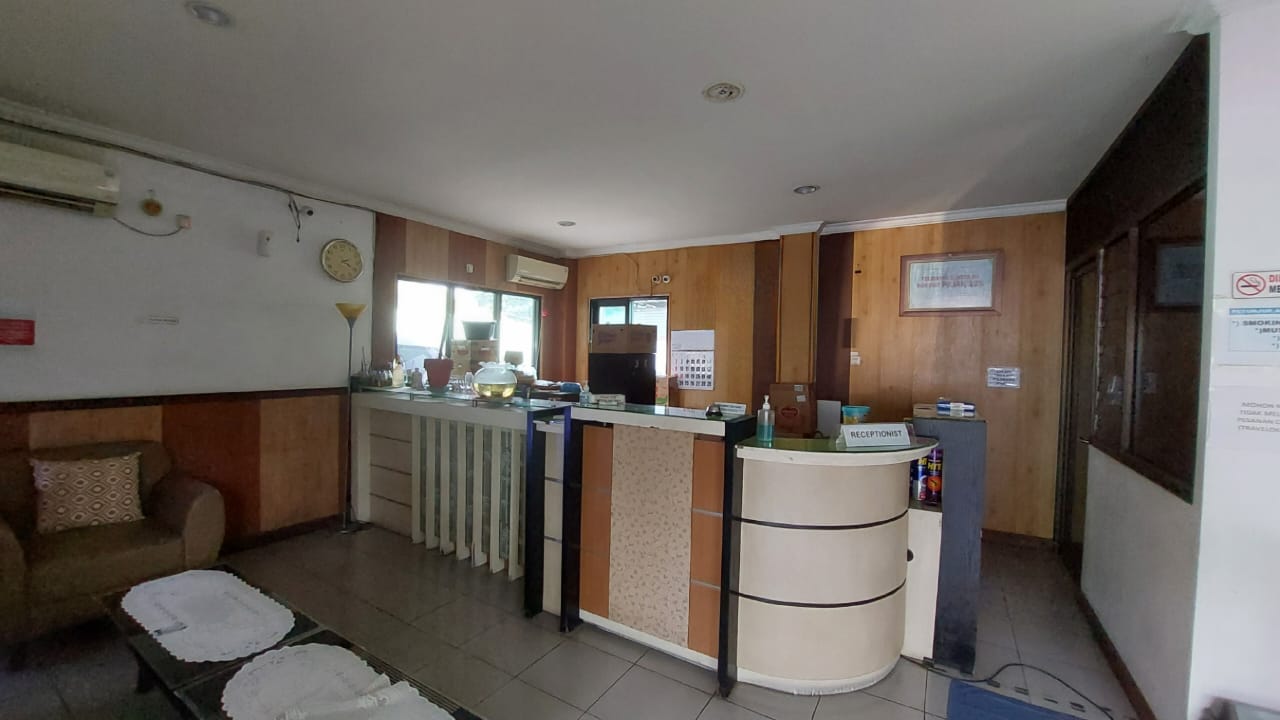 JUAL RUMAH PENGINAPAN RAYA AHMAD YANI - Image 1