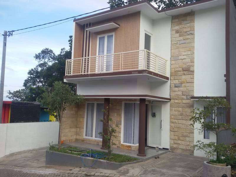 Dijual Rumah Villa Cocok Untuk Investasi Villa Grand Sinesis Malang - Image 1