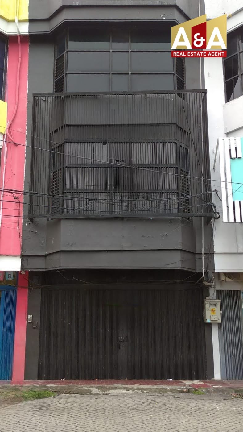 Disewakan Ruko Strategis di Jalan Raya Menganti Surabay Barat - Image 1