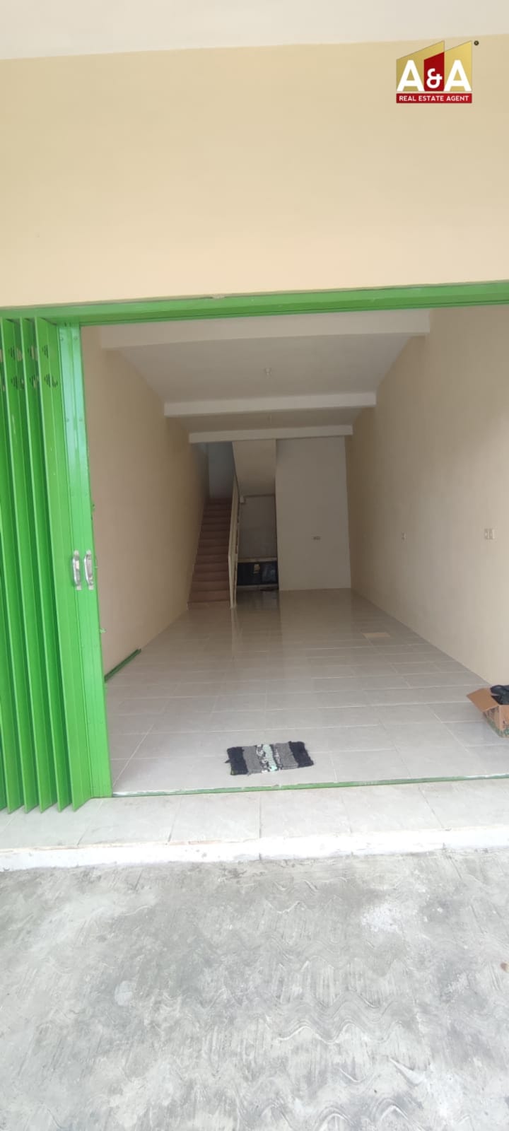 Dijual/Disewakan Ruko Strategis Manukan Krajan SBY Barat - Image 1