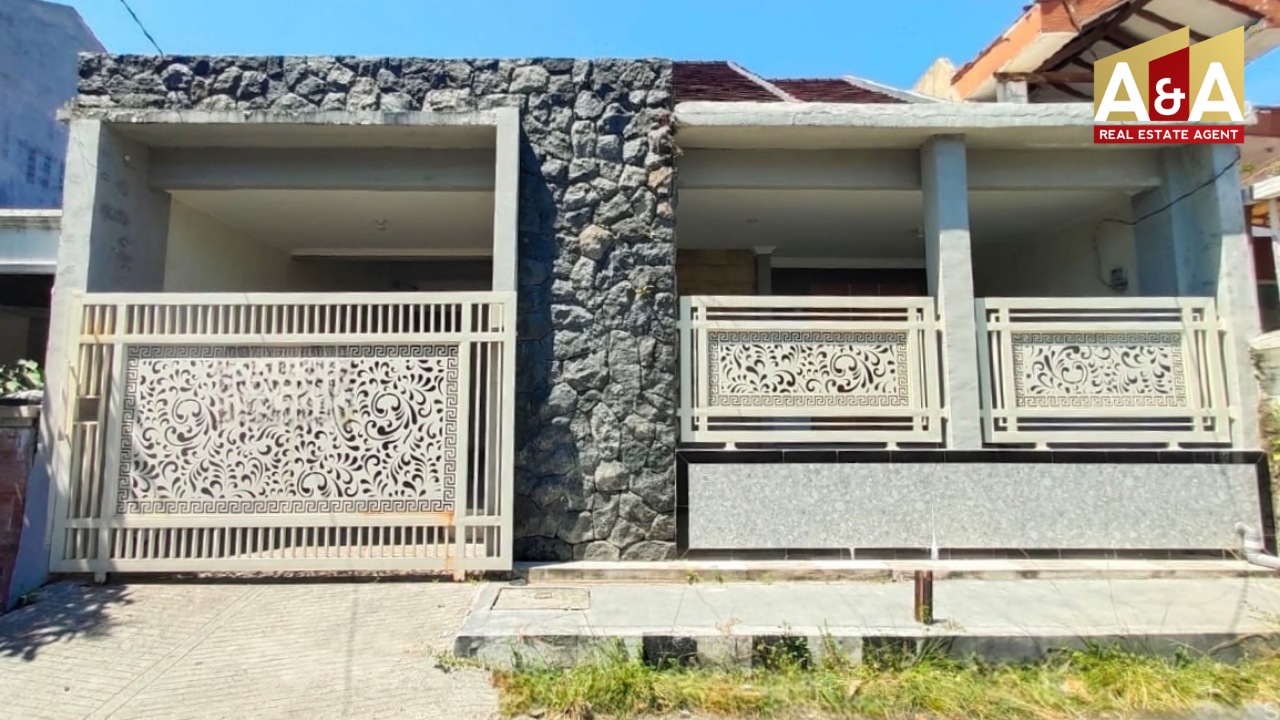 Disewakan Rumah di Semolowaru Elok Surabaya Timur - Image 1