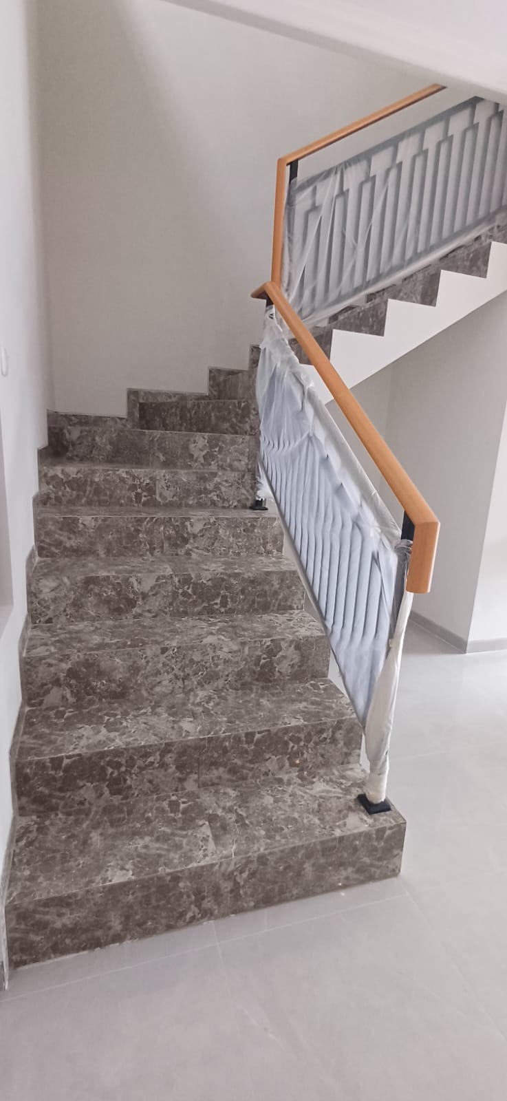 Dijual Rumah Bagus Strategis Mulyosari Utara Surabaya Timur - Image 1