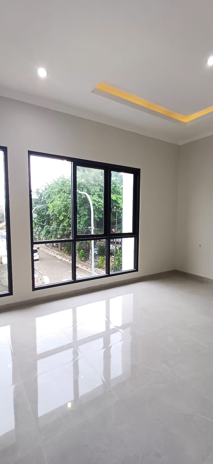 Dijual Rumah Bagus Strategis Mulyosari Utara Surabaya Timur - Thumbnail 4