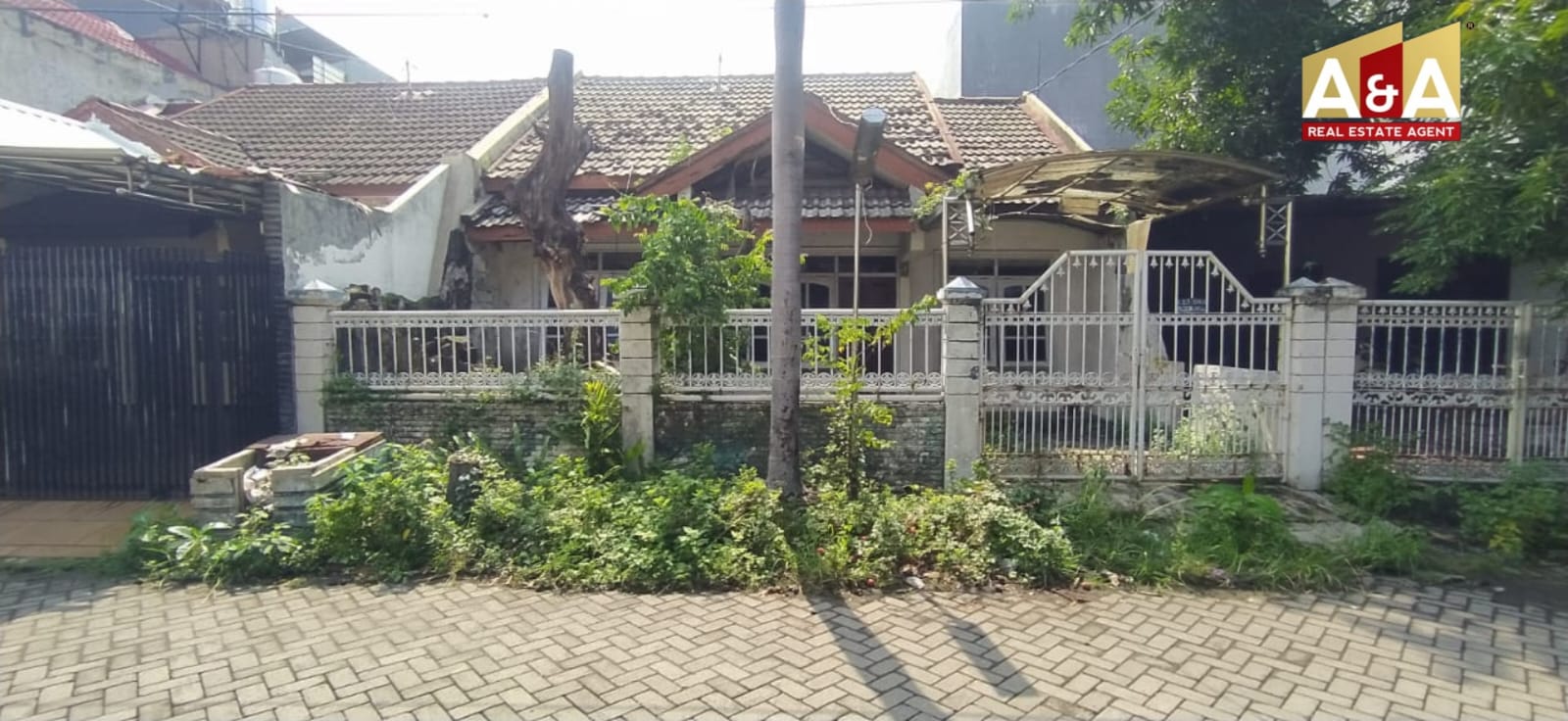Dijual Rumah Asri Klampis Semolo Timur SBY Timur - Image 1