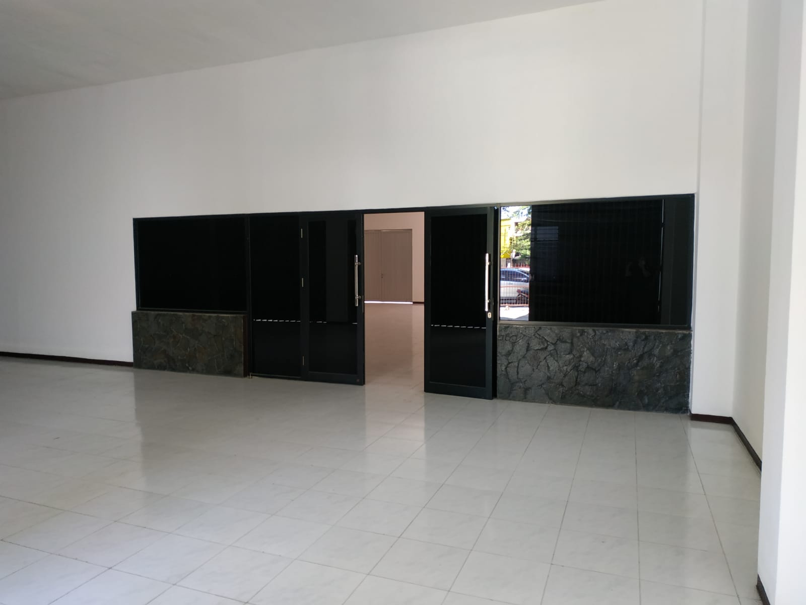 Ruko 1 Lantai Murah Raya Nginden Surabaya - Thumbnail 2