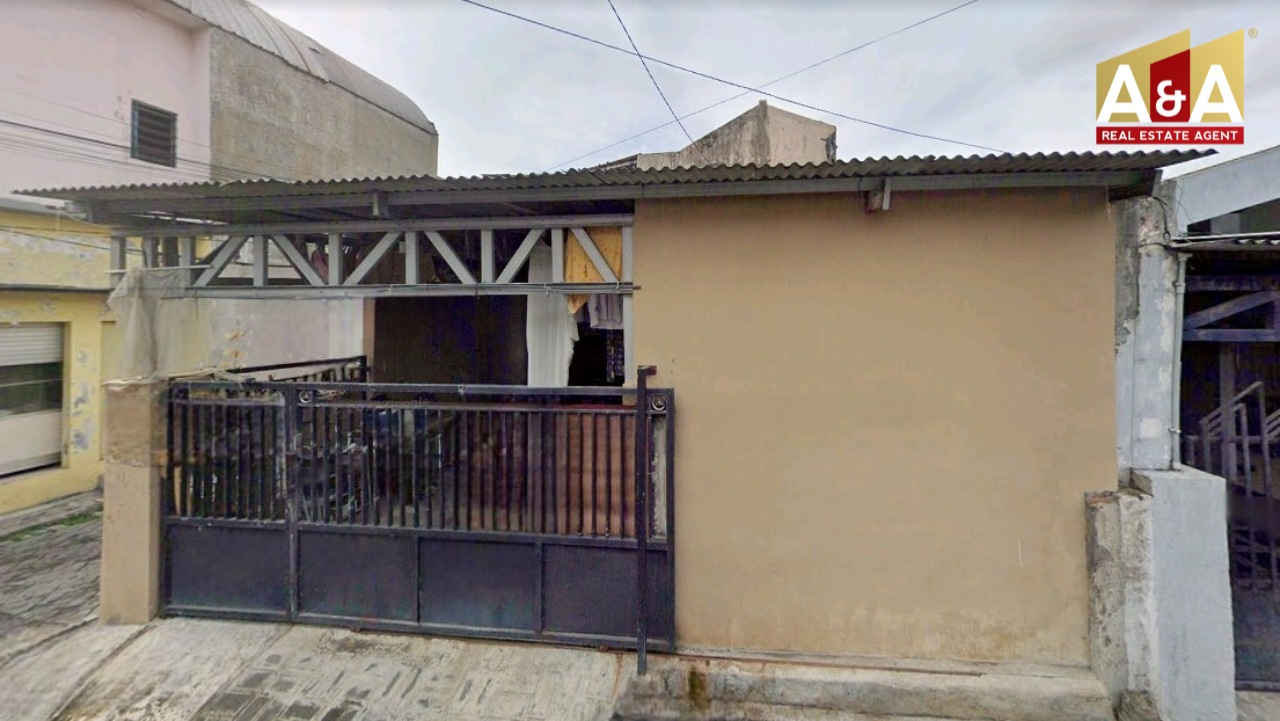 Dijual Cepat Rumah Semolowaru Utara Surabaya Timur - Image 1