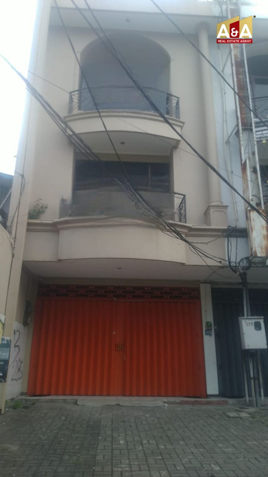 Disewakan Ruko Kawasan Ramai dan Strategis di Ngagel Jaya Surabaya Timur - Image 1