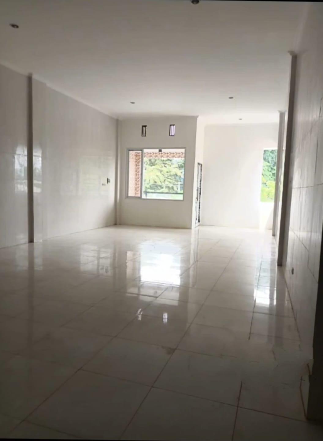 Dijual/disewakan Ruko 2 Lantai di Raya Kalirungkut Surabaya - Thumbnail 3