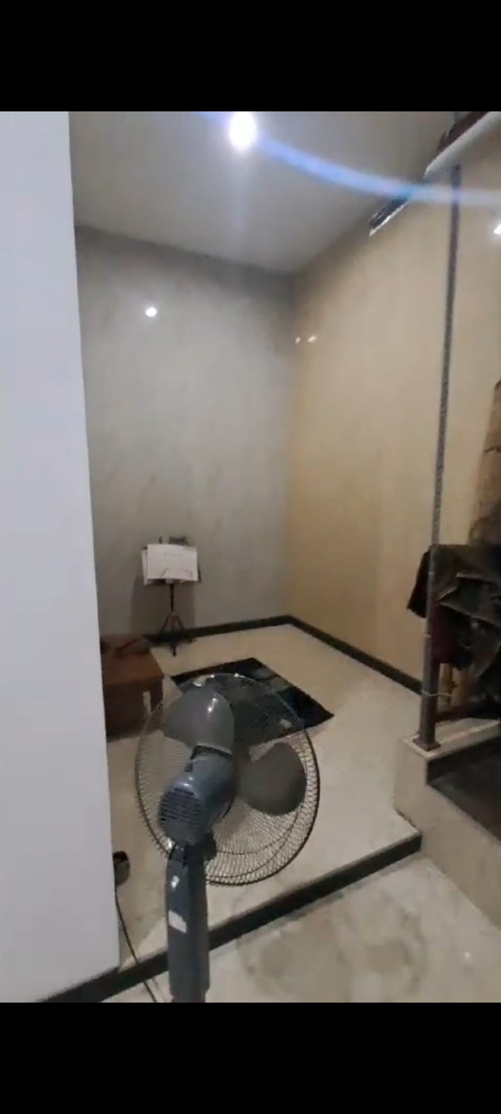 Dijual Rumah Dua Lantai Nyaman Strategis di Wilayah Rangkah Surabaya Timur - Thumbnail 4