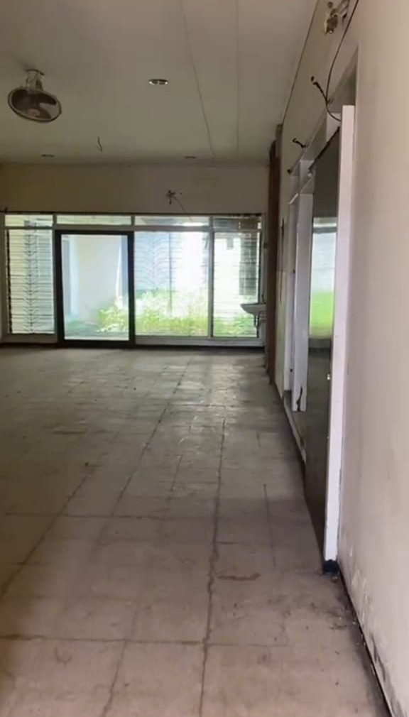 Dijual/Disewakan Rumah Layak Huni Ngagel Jaya Tengah Wilayah Surabaya Timur - Image 1