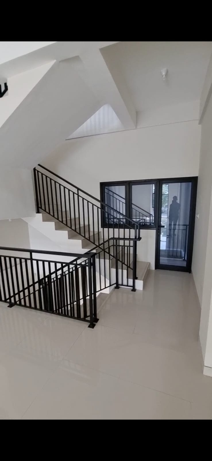 Dijual/Disewakan Eksklusif Strategis Easton Merr Surabaya Timur - Image 1