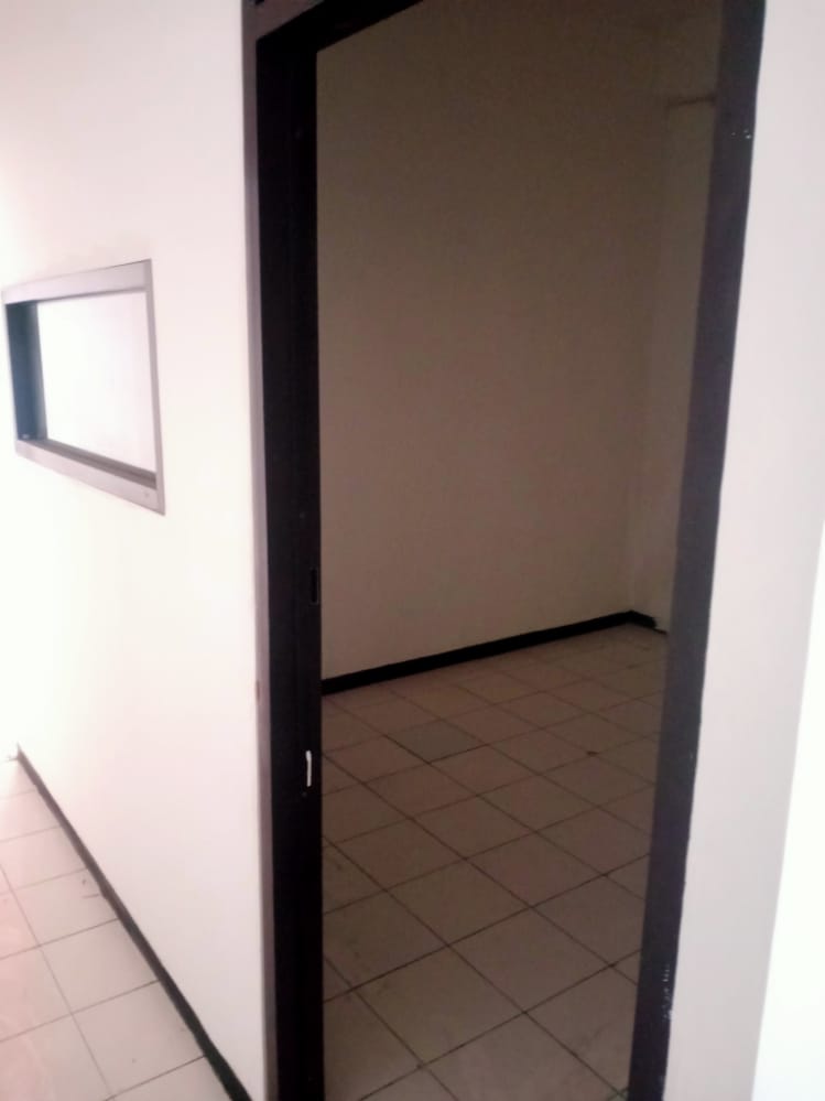 Ruko2 Lantai Murah Strategis Raya Manyar Surabaya - Thumbnail 4