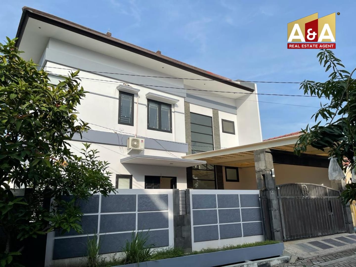Dijual Rumah Bagus serta Kenyamanan Modern Wonorejo Permai SBY Timur - Image 1