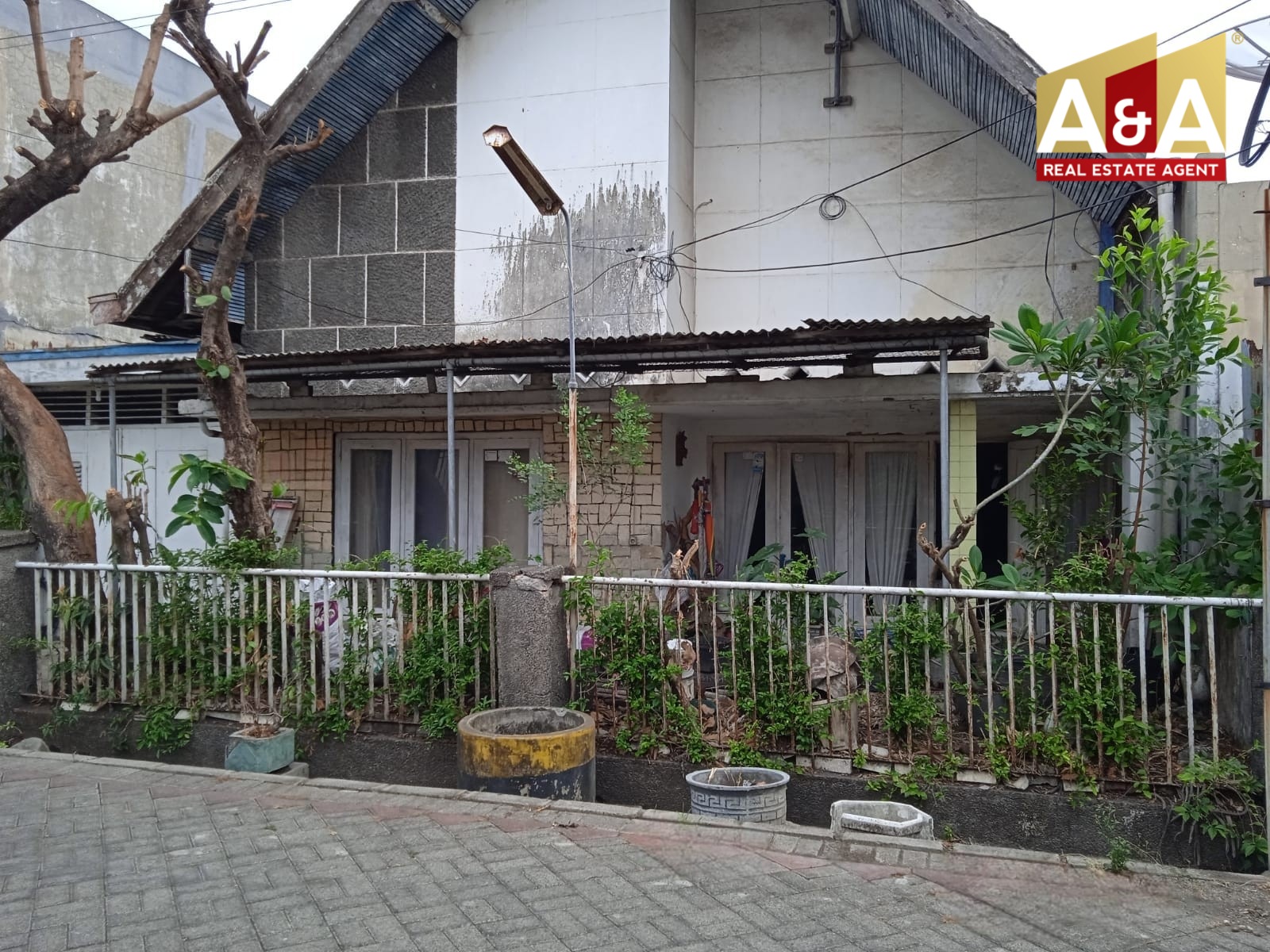 Dijual Rumah Pucang Anom Surabaya Timur - Image 1